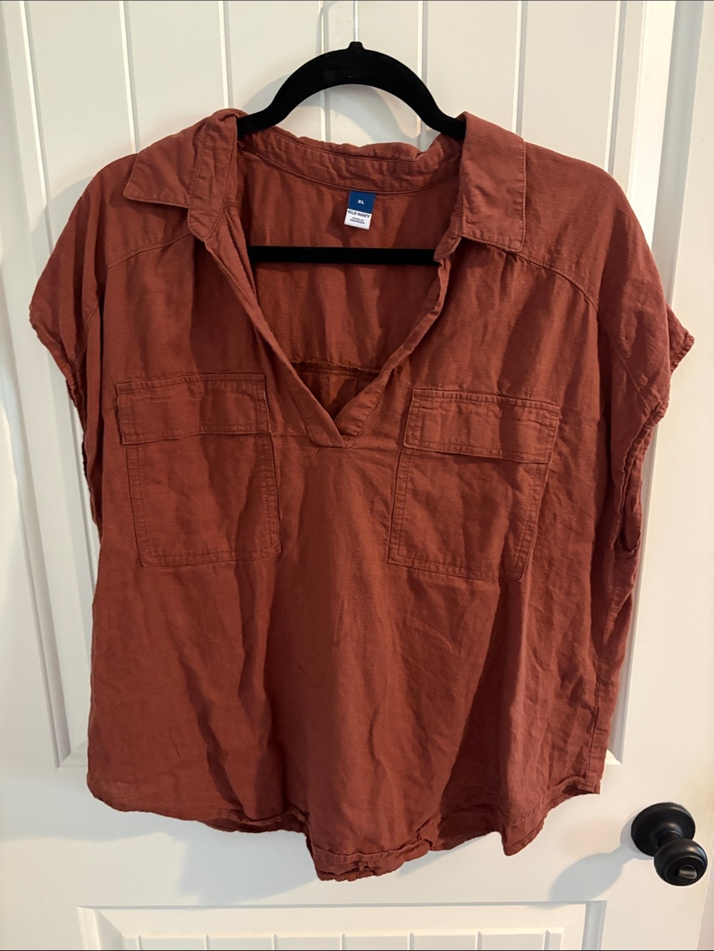 Old Navy Brick Red Short-Sleeve V-Neck Pocket Blouse